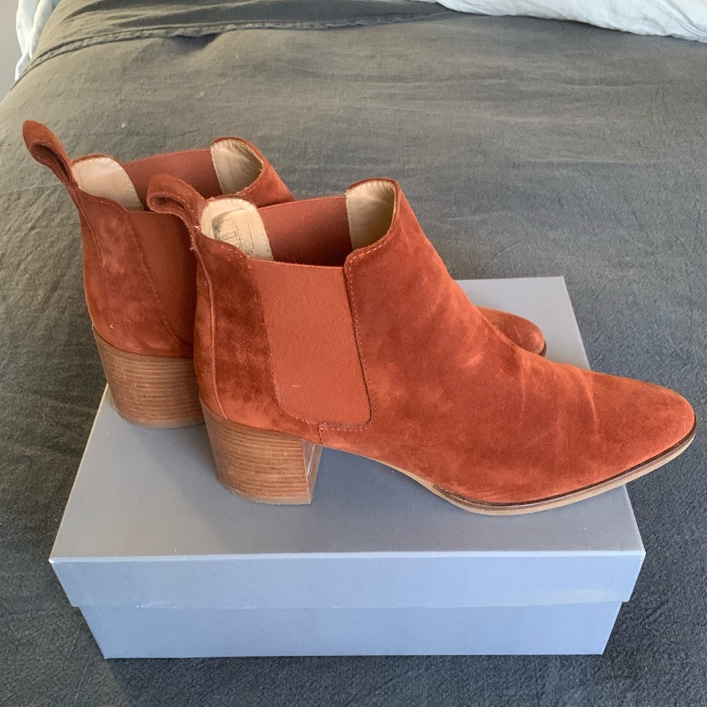 Everlane Suede Block Heel Boot - Rust - Size 11 - image 7